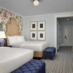 Kamer met een Queen Size Bed